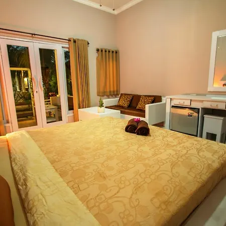 Tropical Hideaways Resort-2